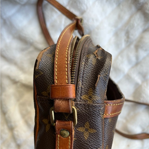 VINTAGE LUIS VUITTON TROCADERO 30 MONOGRAM CROSSBODY BAG - Picture 8 of 16